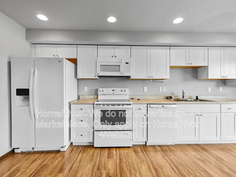 831 S Avalon St — Photo 7