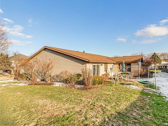 4th image of 6807 Sun Valley Ave NE