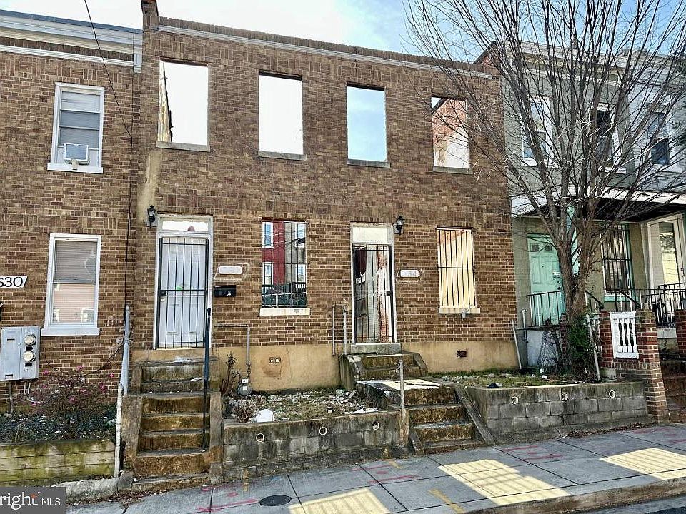 2nd image of 532 Hobart Pl NW #534