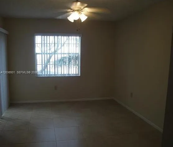 2831 N Oakland Forest Dr #208 — Photo 4
