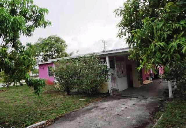 2nd image of 1319 NW 15th Ave