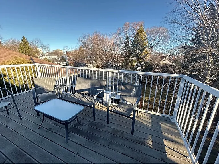 152 Essex St #B — Photo 9