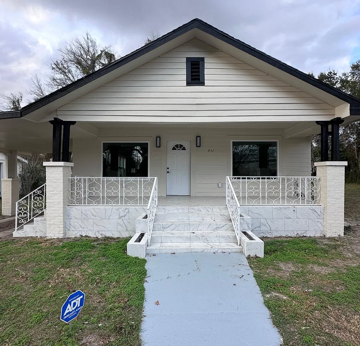 3 bed, 1491 sqft, $1,800 — Photo 1