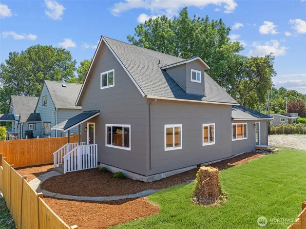 1802 E Wright Avenue, Tacoma, WA 98404