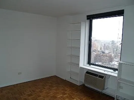 Rented by Corcoran | media 9