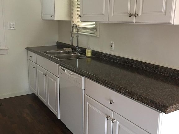 2nd image of 219 W Chesterfield St #1