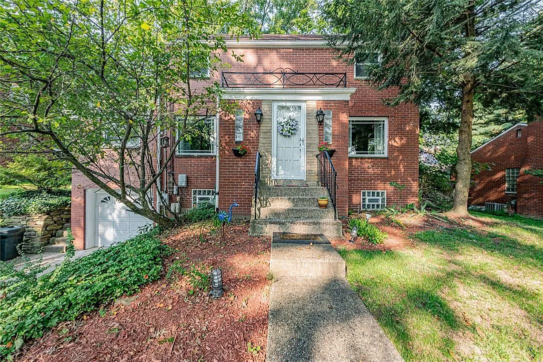 1865 Atkinson Pl photo 1