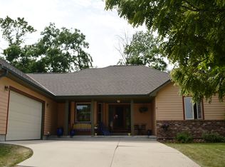 6725 N 108th St, Milwaukee, WI 53224