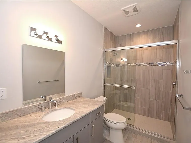 1500 State St #603 — Photo 13