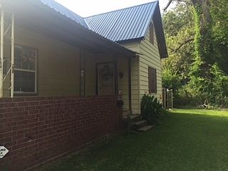 2nd image of 1403 N Franklin St