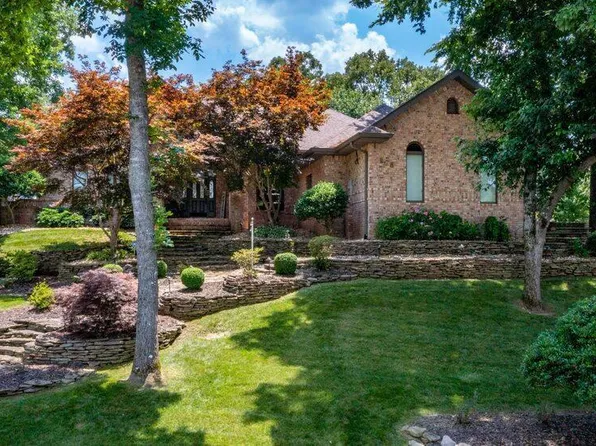 278 Country Bluff Drive, Branson, MO 65616
