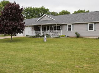 10153 Inwood Rd, Osceola, IN 46561