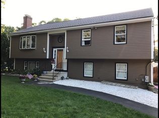 26 McGuerty Rd, Harwich, MA 02645