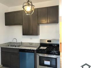431 N Hamlin Ave #1F, Chicago, IL 60624