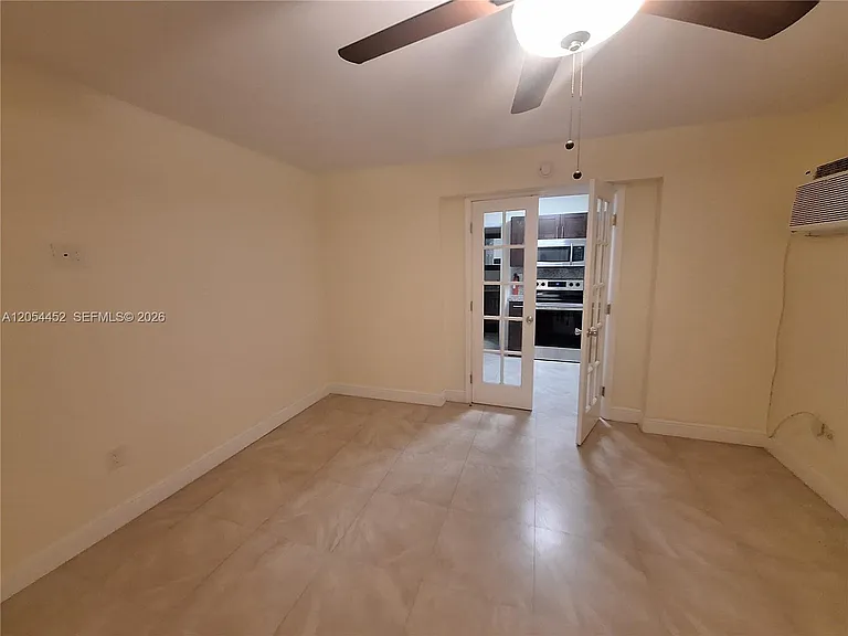 226 NE 25th Ave #2 — Photo 8