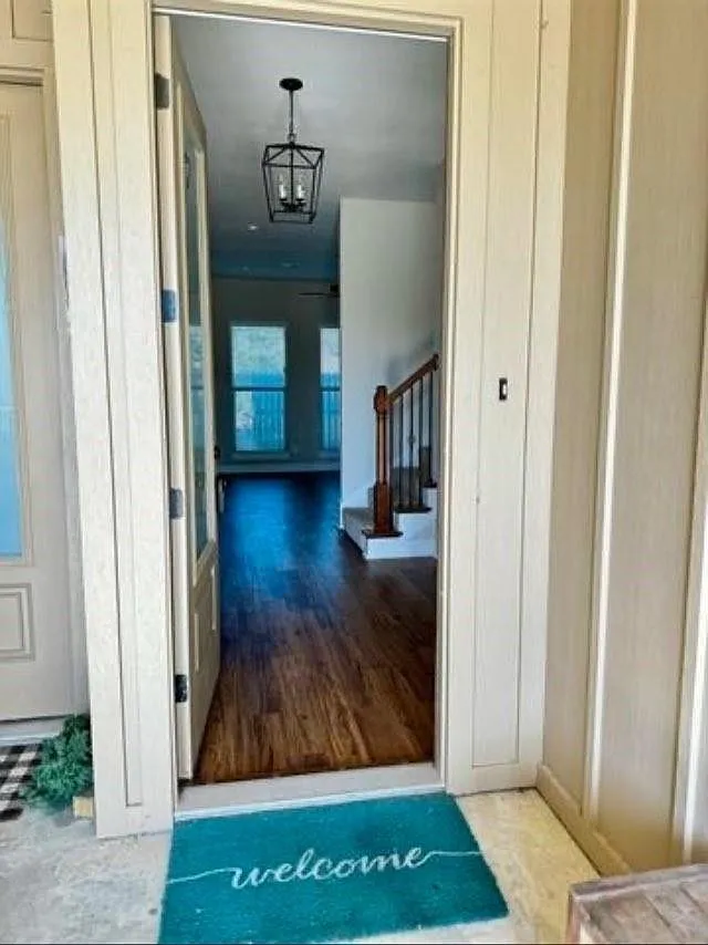 3 bed, 2.5 bath, 1900 sqft, $2,095 — Photo 2
