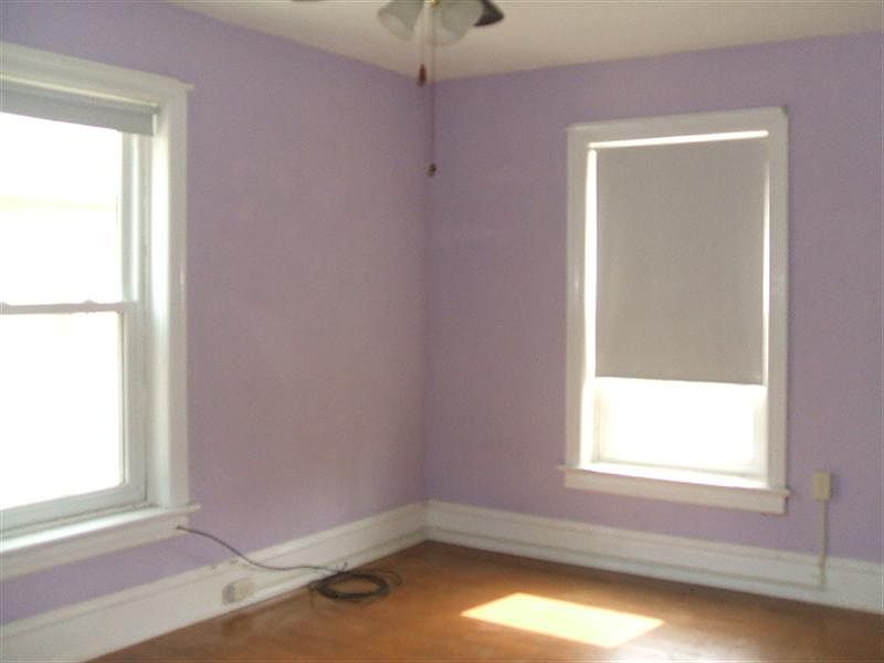 2nd image of 221 Washington Blvd