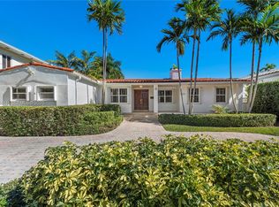 5371 N Bay Rd, Miami Beach, FL 33140