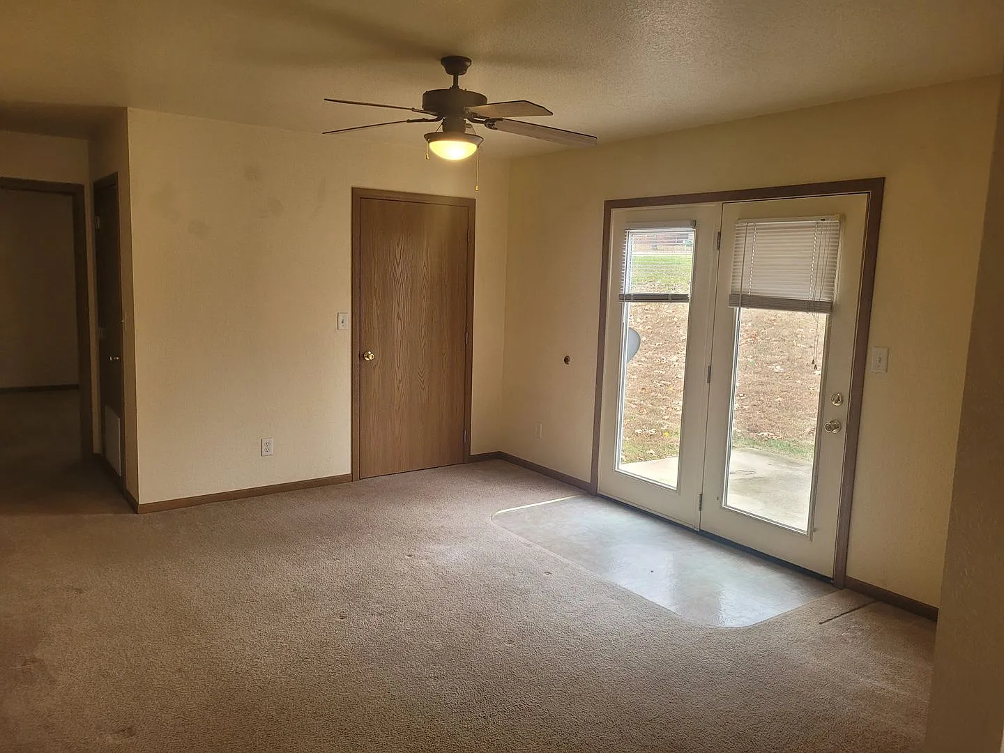16880 Huntington Lane A & B — Photo 2