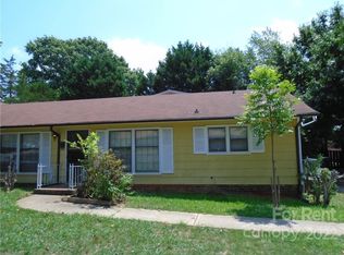 4022 Rosehaven Dr, Charlotte, NC 28205