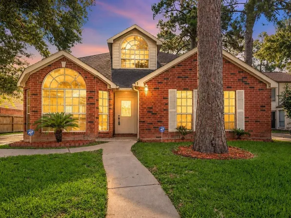 13310 Queensride Ln, Houston, TX 77070