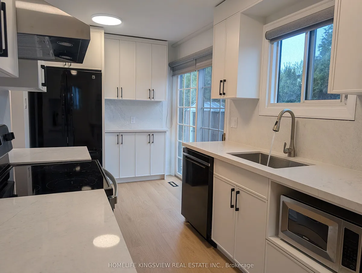 Building Photo - 769 Cabot Trl