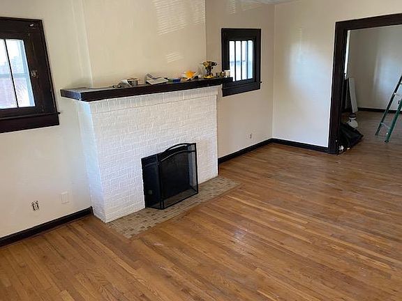 5th image of 4022 N Capitol Ave