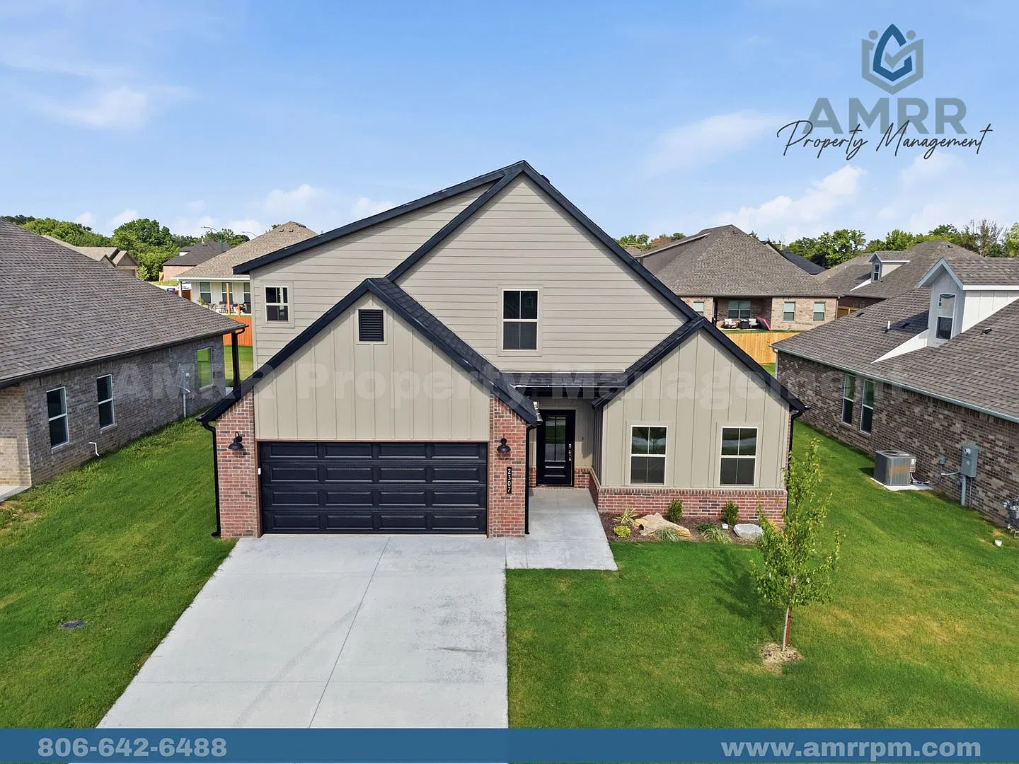 New Beginning Start with AMRR: Spacious 4-Bedroom, 3-Bath Home in Heritage Ranch Siloam Springs — Photo 1