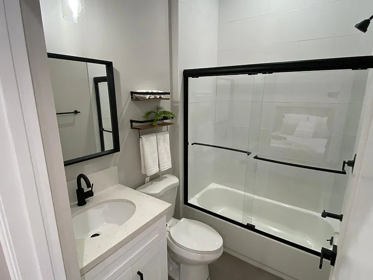 5702 Donna Ave — Photo 9