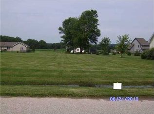 3382 Burns Blvd, Martinsville, IN 46151