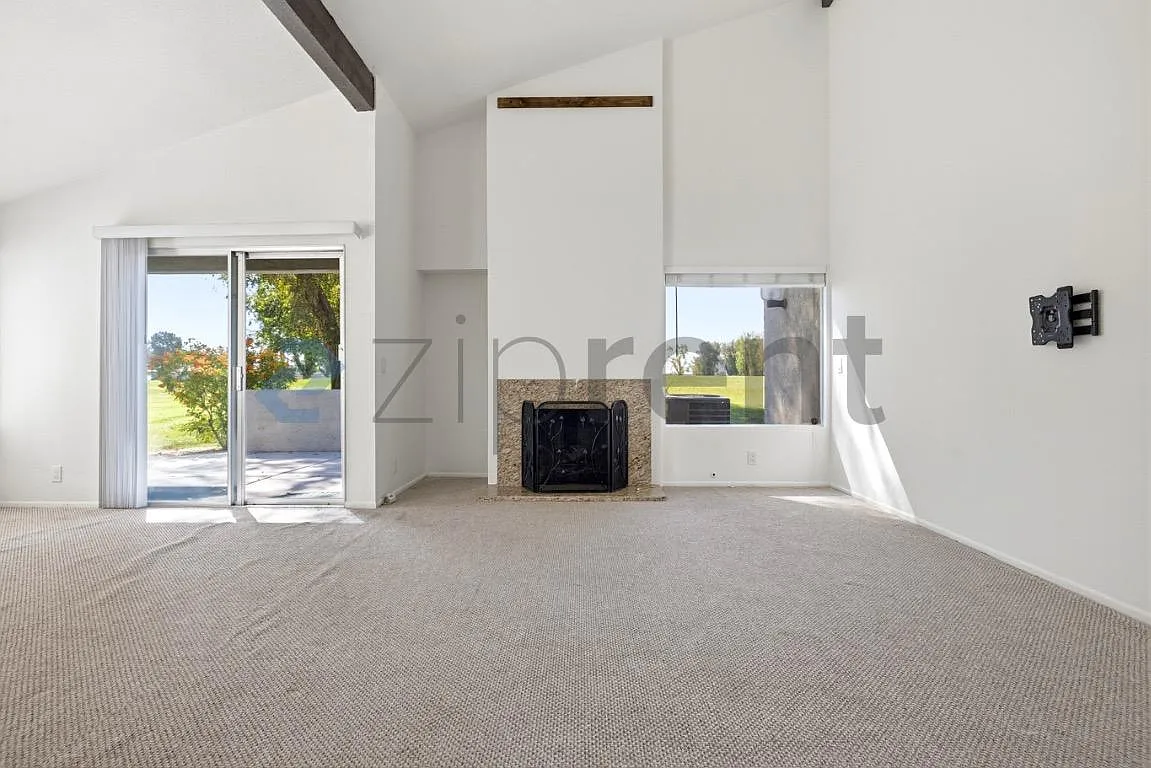 2 bed, 1396 sqft, $2,699 — Photo 1