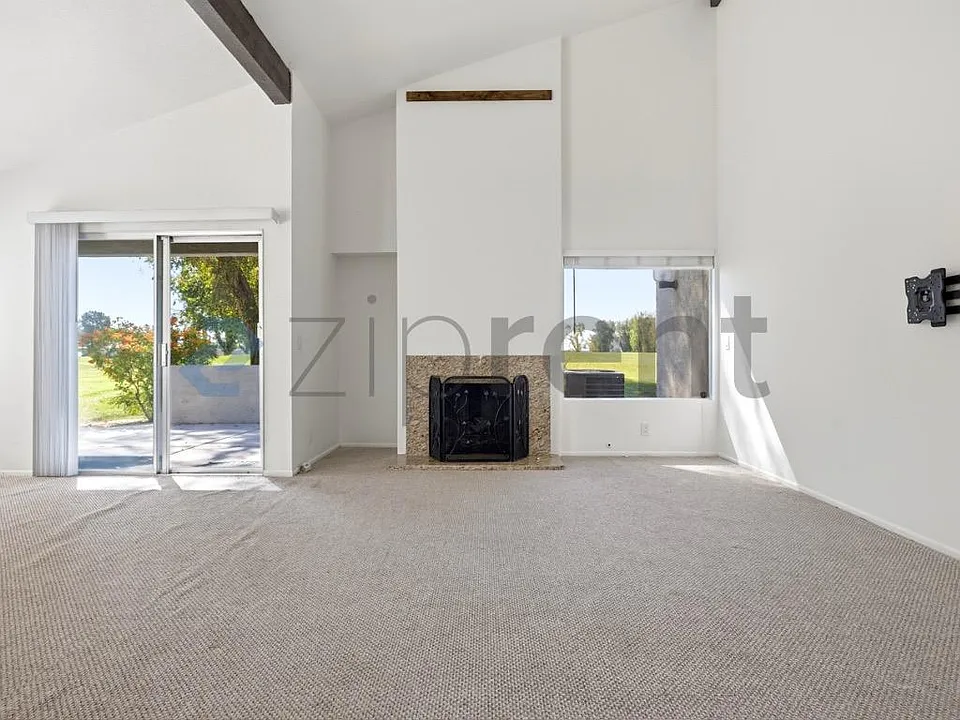 35054 Mission Hills Dr
