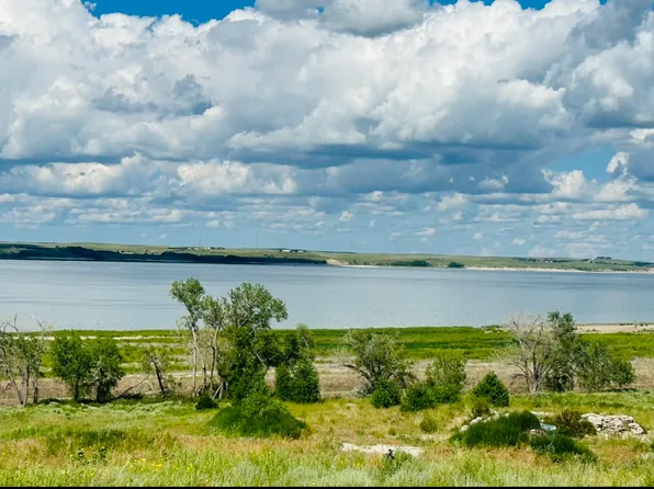 23 Theshores, Brule, NE 69127