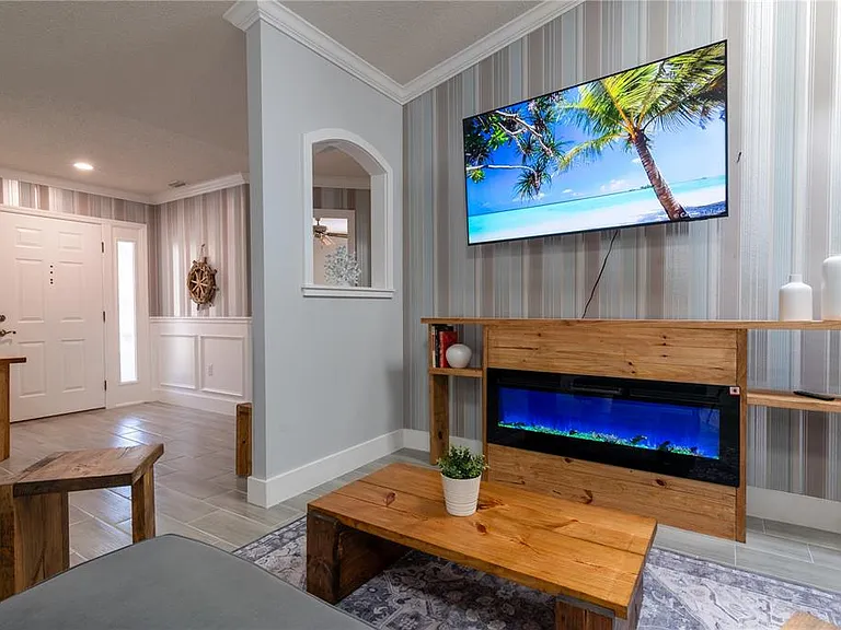 6908 Arbor Oaks Cir — Photo 17