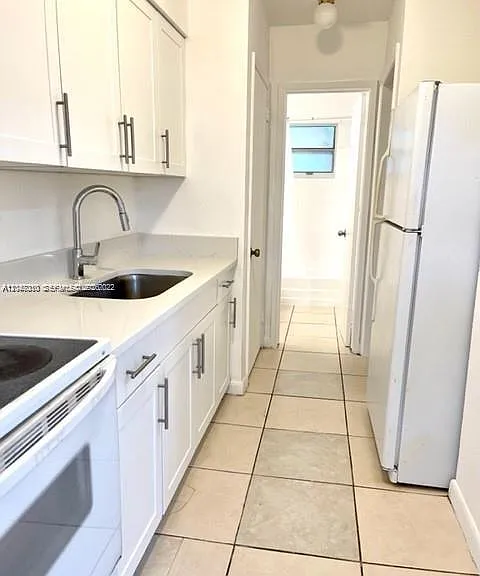 1204 NE 5th Ave #3 — Photo 1