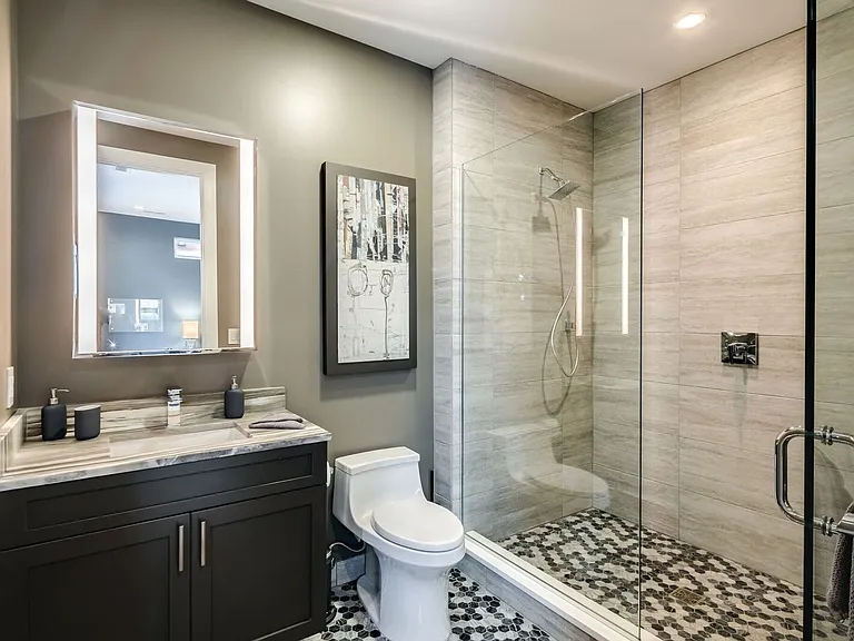 147 S Hancock St — Photo 16
