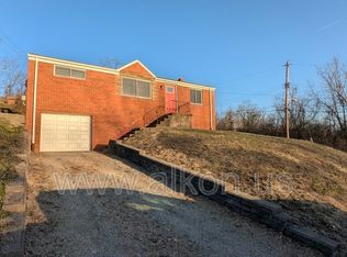 995 Shadycrest Rd, Pittsburgh, PA 15216