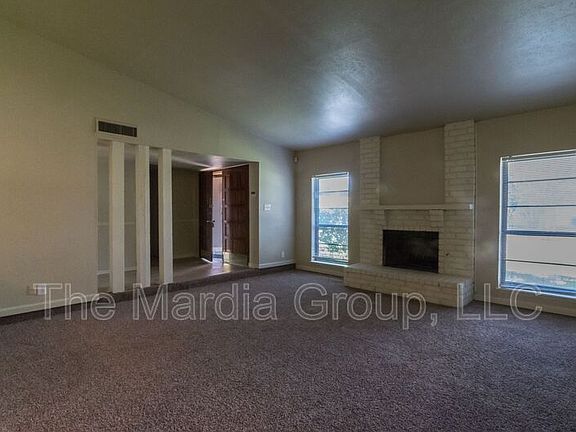 5th image of 3314 Ridgemoor Dr