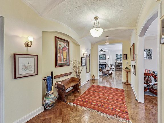 5th image of 1640 E 50th St APT 21C
