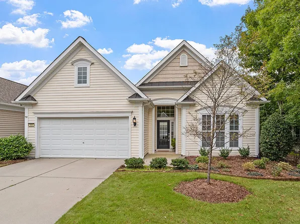 806 Footbridge Pl, Cary, NC 27519
