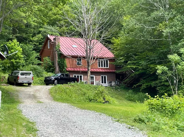 135 Lower Bartonsville Road, Rockingham, VT 05143