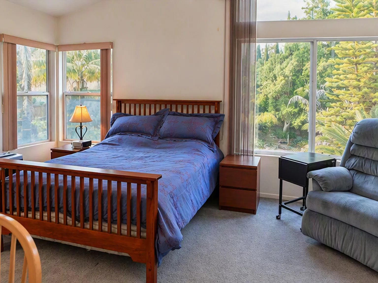 5 bed, 2765 sqft, $1,600 — Photo 3