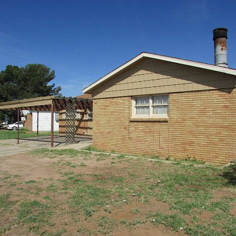 1st image of 1501 Lyndale Dr