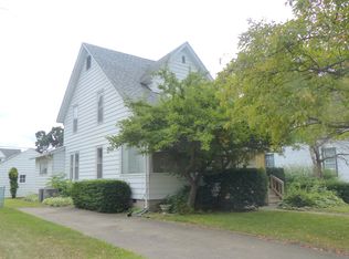 833 Blackhawk Blvd, South Beloit, IL 61080