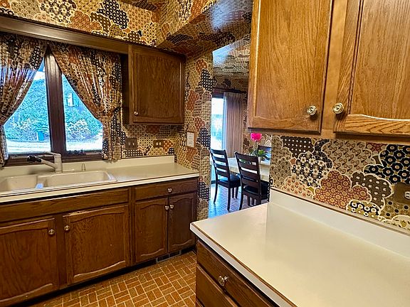 5th image of 3008 Rennes Ct