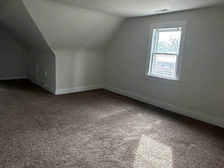 14533 Clifton Blvd #3 — Photo 18