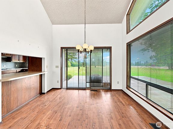 5th image of 830 236th Street NW