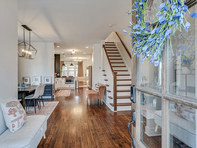 1124B Leland Ave #B — Photo 2