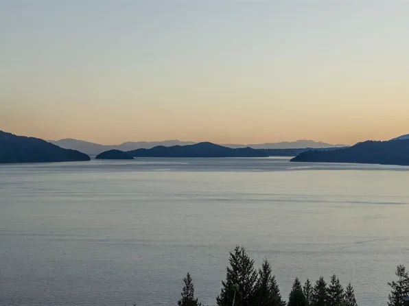 350 Kelvin Grove Way, Lions Bay, BC V0N 2E0