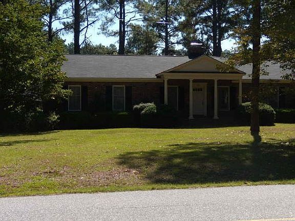 2nd image of 105 Woodlawn Dr